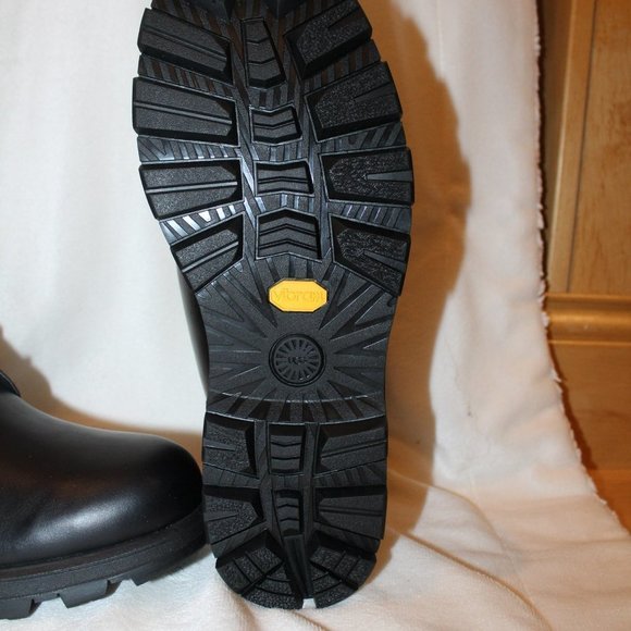 NIB UGG MEN\'S STENTON WINTER LEATHER WATER‎ RESISTANT BOOTS BLACK